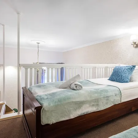 Kazimierz Hideaway - With Mezzanines Appartamento Cracovia
